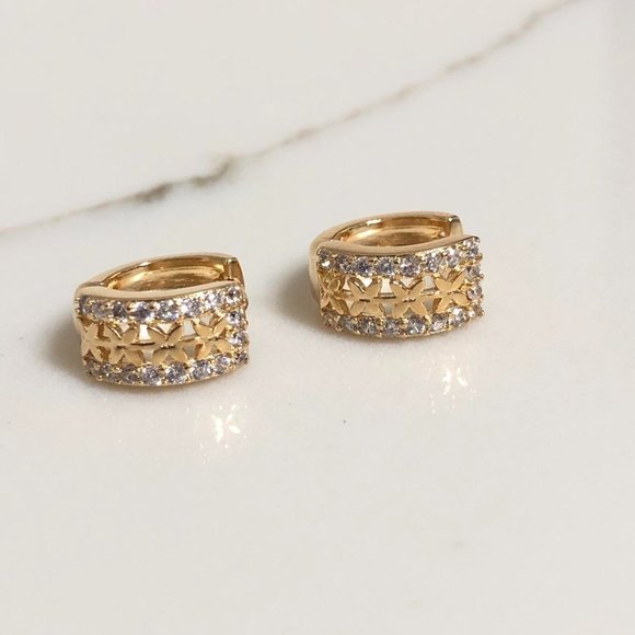18k Gold Filled Huggie Earrings - Picture 3 of 3